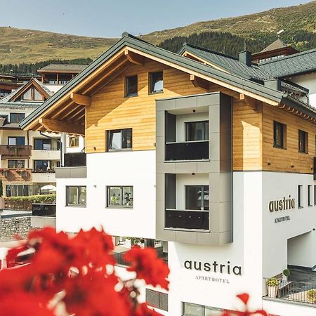 Austria Aparthotel Фис Екстериор снимка