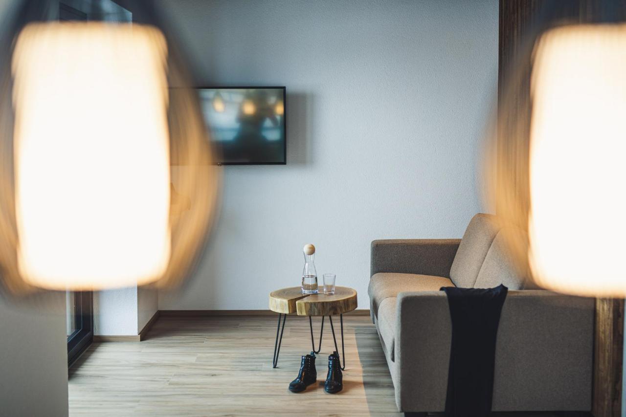 Austria Aparthotel Фис Екстериор снимка