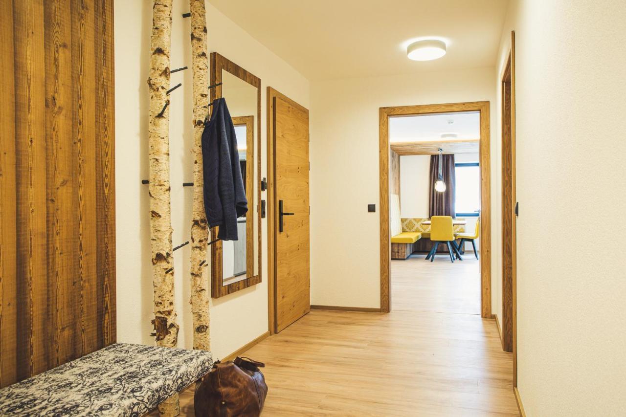 Austria Aparthotel Фис Екстериор снимка