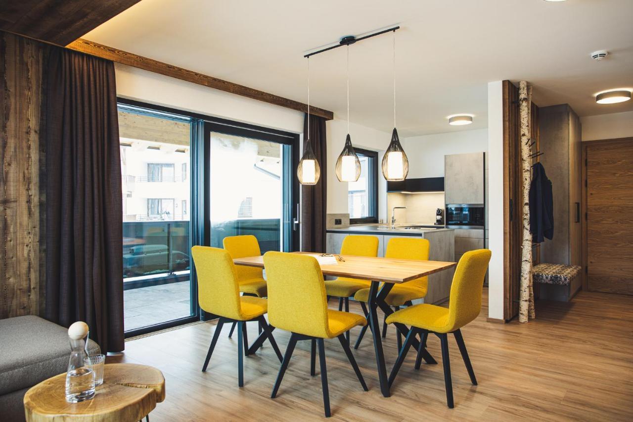 Austria Aparthotel Фис Екстериор снимка