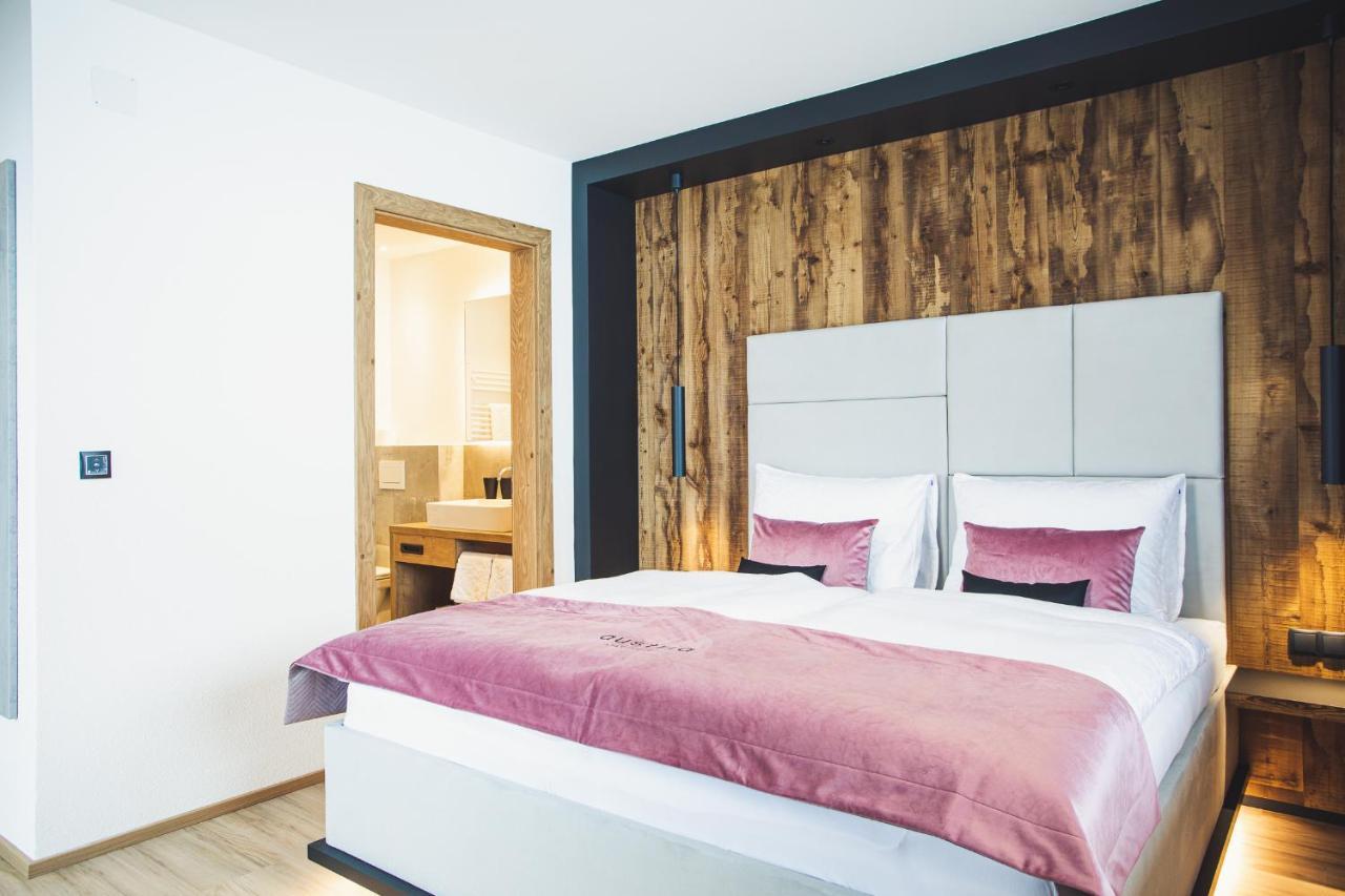 Austria Aparthotel Фис Екстериор снимка