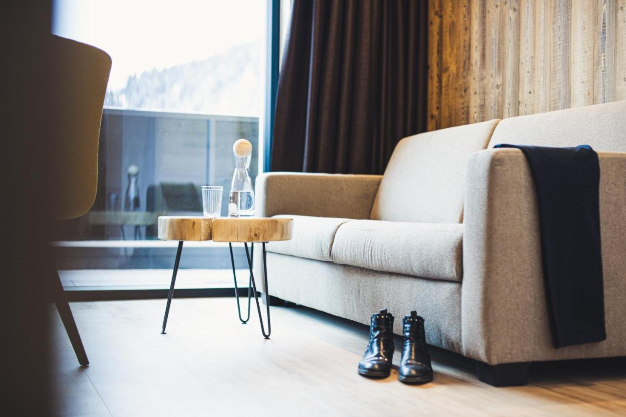 Austria Aparthotel Фис Екстериор снимка