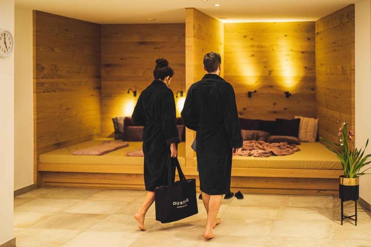 Austria Aparthotel Фис Екстериор снимка