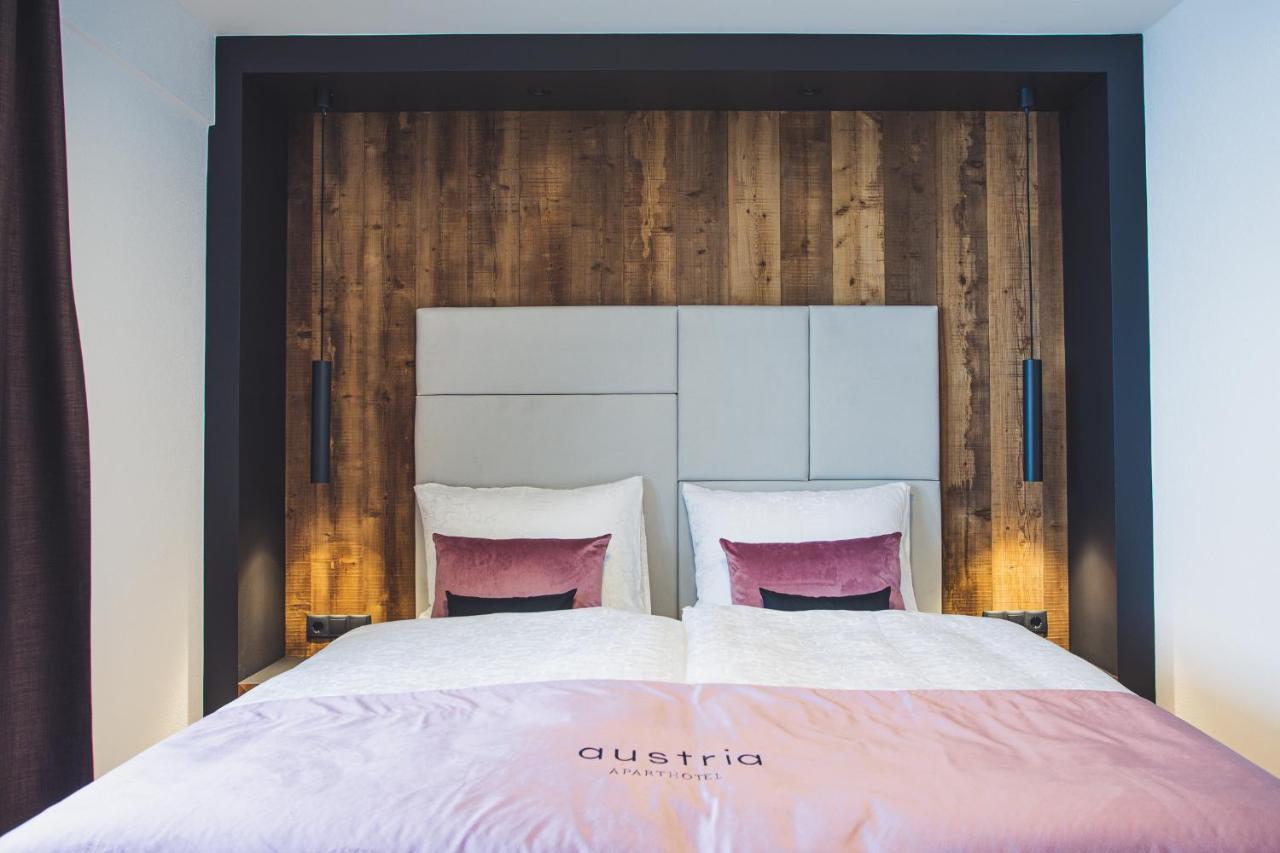 Austria Aparthotel Фис Екстериор снимка