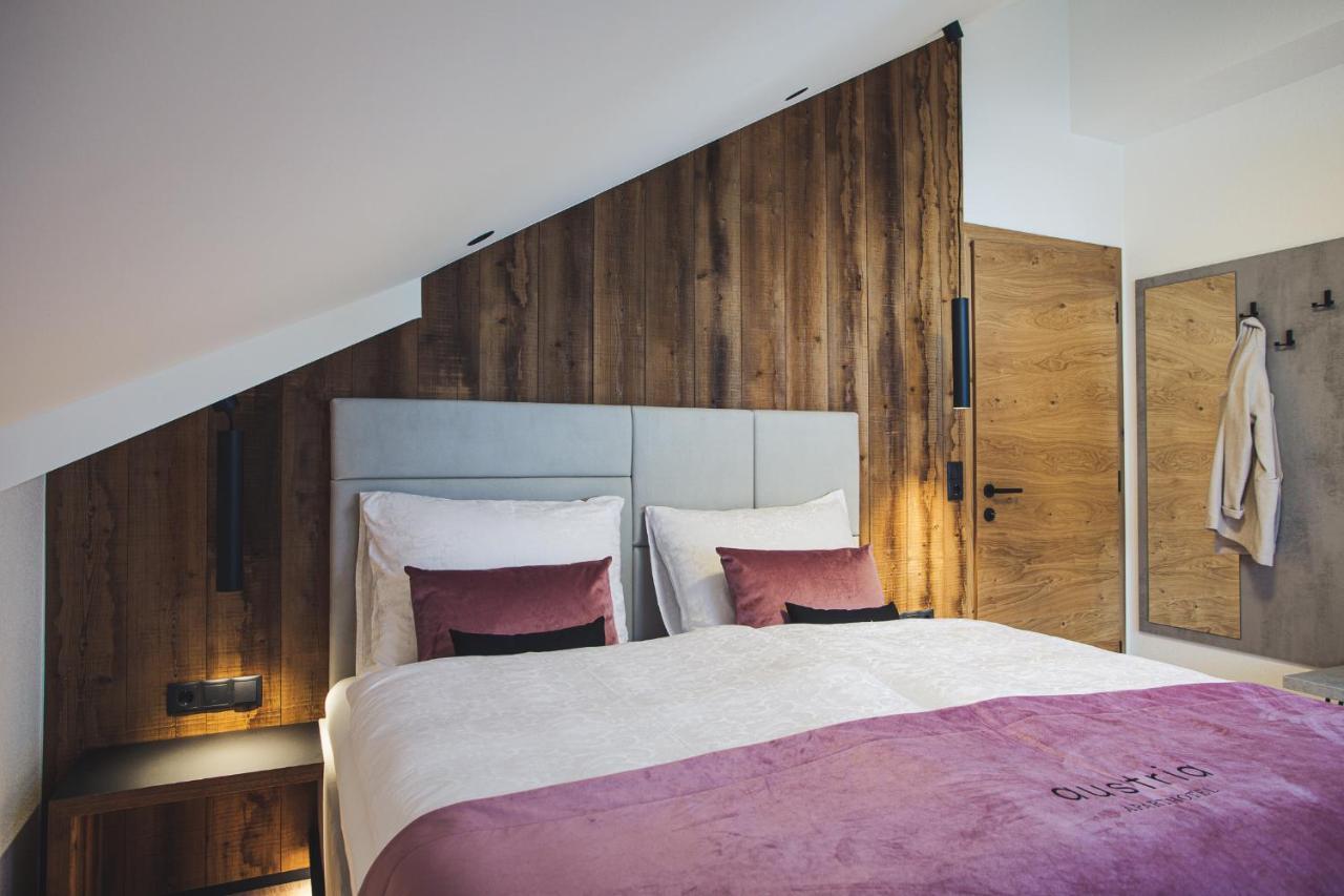 Austria Aparthotel Фис Екстериор снимка