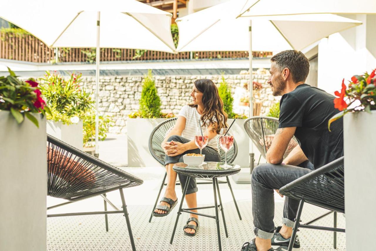 Austria Aparthotel Фис Екстериор снимка